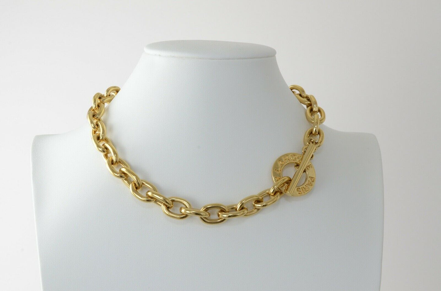 【SOLD OUT】Guy Laroche Gold Tone Bold Chain Choker Necklace Vintage