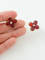 PIERRE BALMAIN PARIS Vintage Gold Tone Flower Earrings Glass Cabochon Brown