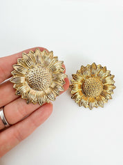 KENZO Paris Vintage Sunflower Clip-on Earrings Gold Tone Beautiful