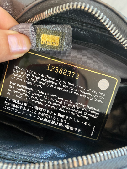 【SOLD OUT】Chanel Reissue 2.55 Camera Bag Shoulder Bag, Cross Body Made in Italy