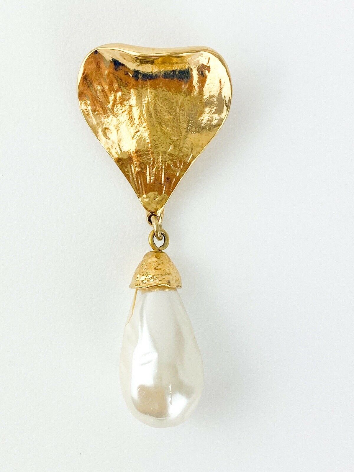 【SOLD OUT】YSL Yves Saint Laurent Vintage Gold Tone Heart Drop Brooch Pin Faux Pearl