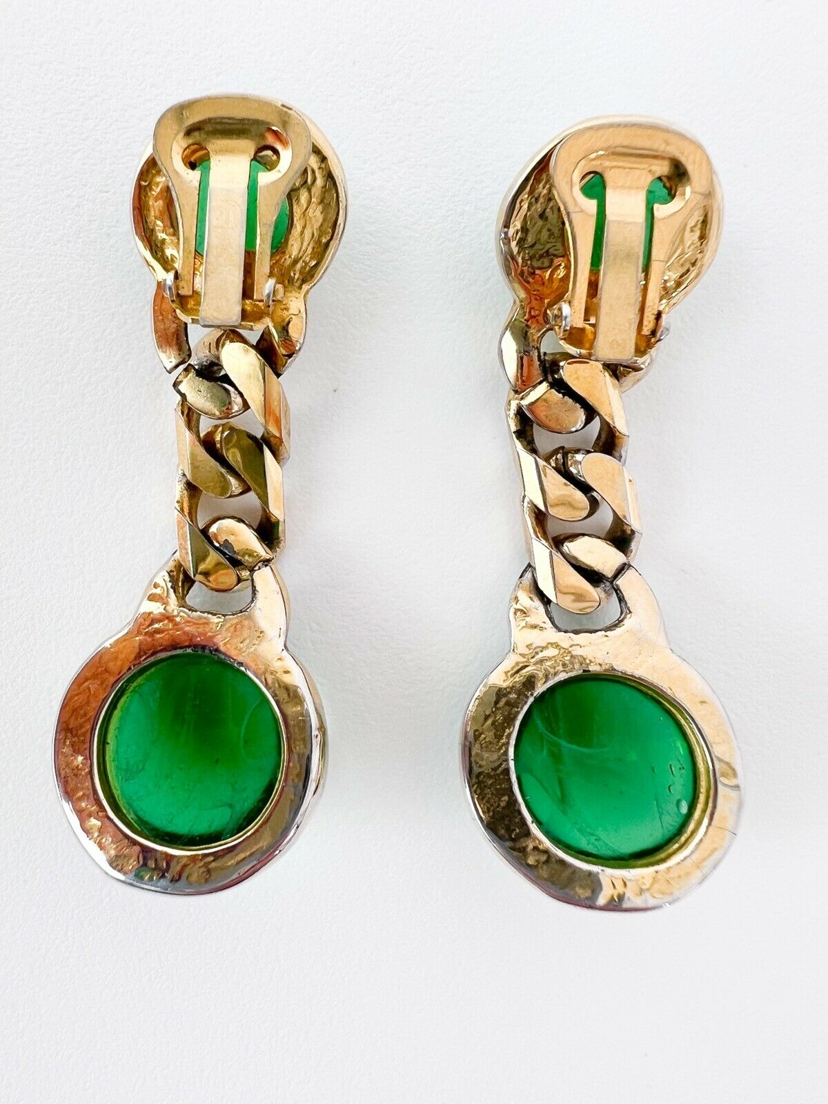 Vintage Dangling Earrings Chain Cabochon Emerald Green