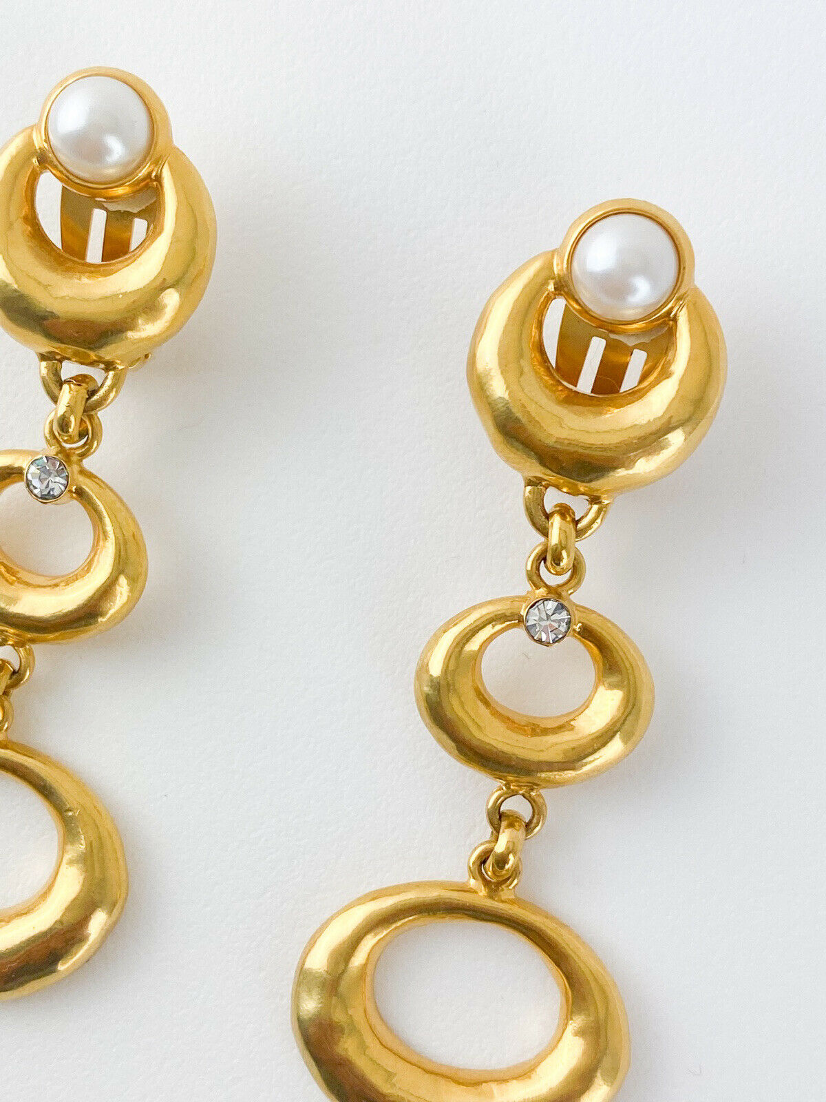 LUCIANO SOPRANI Gold Tone Dangle Earrings Faux Pearls Rhinestones Vintage