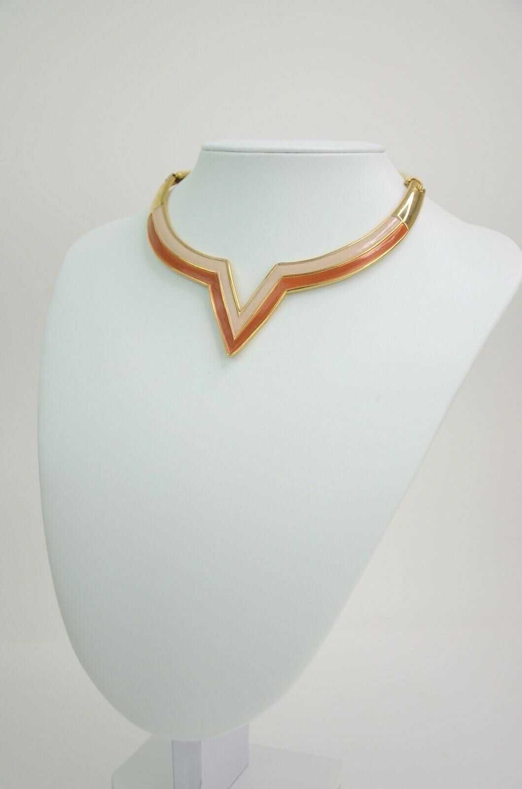 Valentino Gold Tone Collar Necklace "V" design Brown Beige Vintage