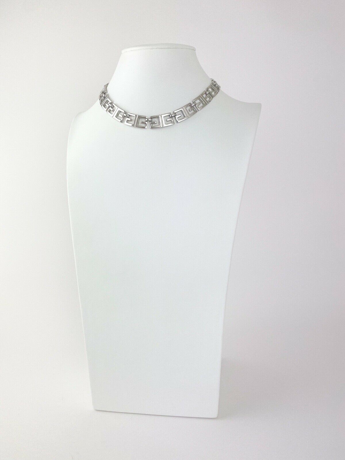 Givenchy Paris New York 1978 Vintage Silver Tone Logo Link Necklace Choker