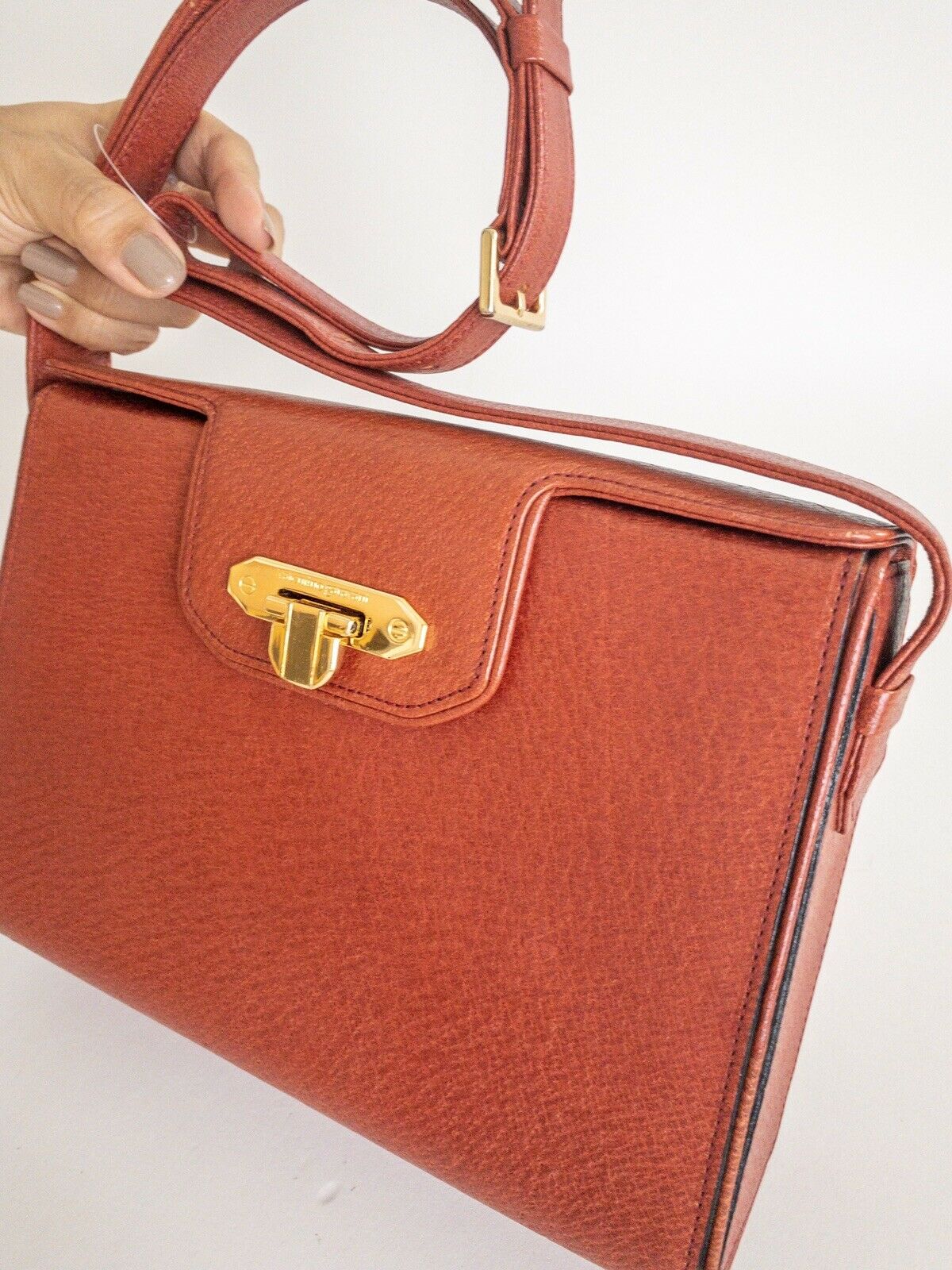 Valentino Garavani 2 Ways Shoulder Bag Crossbody Bag Red/Brick Vintage