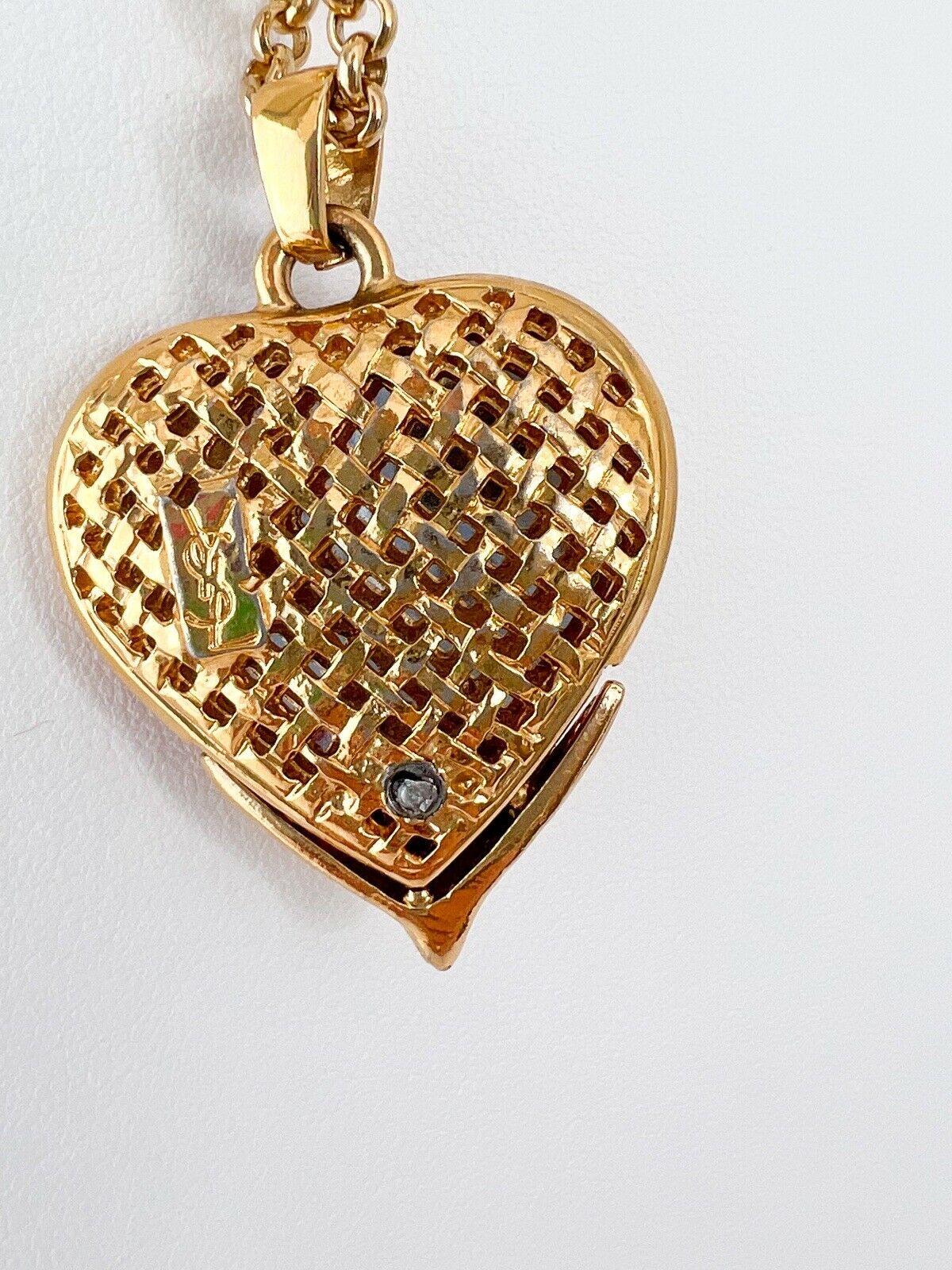 【SOLD OUT】YSL Yves Saint Laurent Vintage Gold Tone Heart Necklace Amber Cabochon