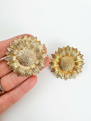 KENZO Paris Vintage Sunflower Clip-on Earrings Gold Tone Beautiful