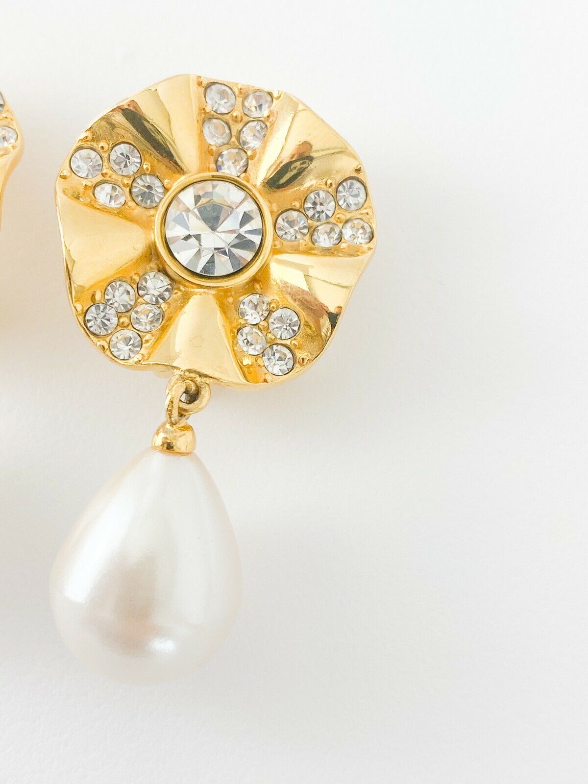 【SOLD OUT】Givenchy Gold Tone Vintage Dangle Earrings Faux Pearls Rhinestones