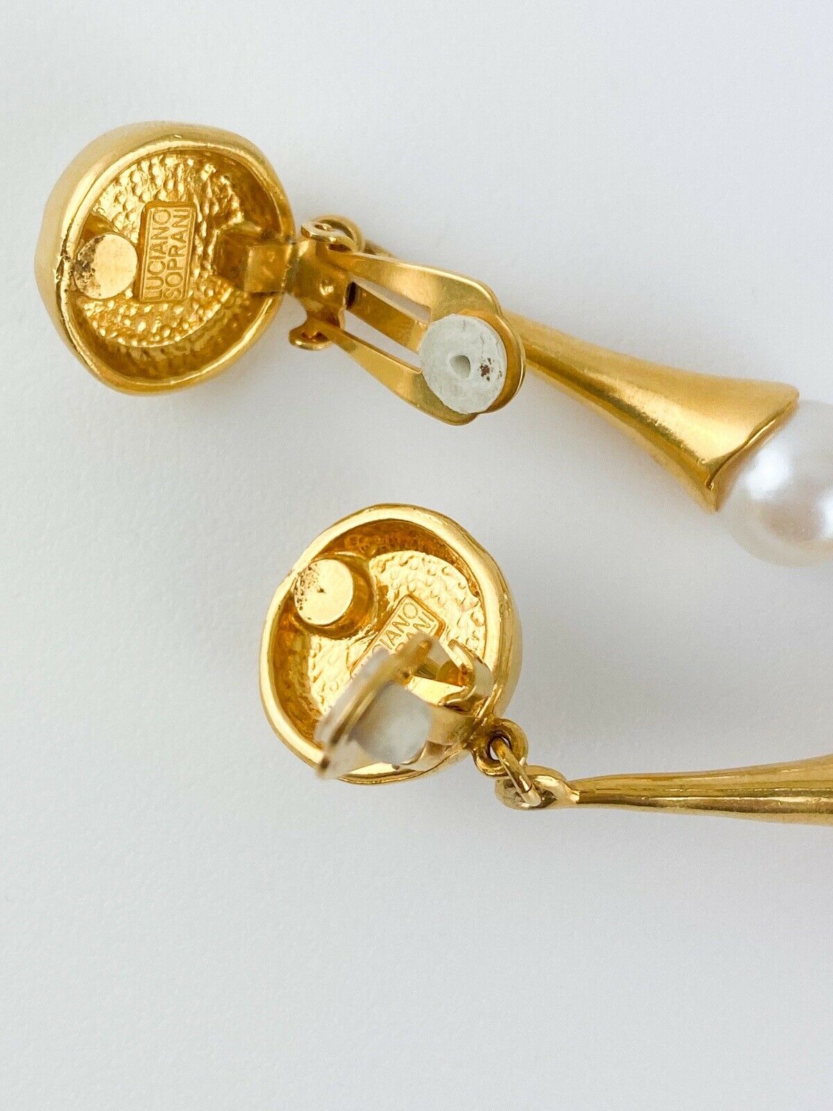 LUCIANO SOPRANI Gold Tone Dangle Earrings Faux Pearls Vintage