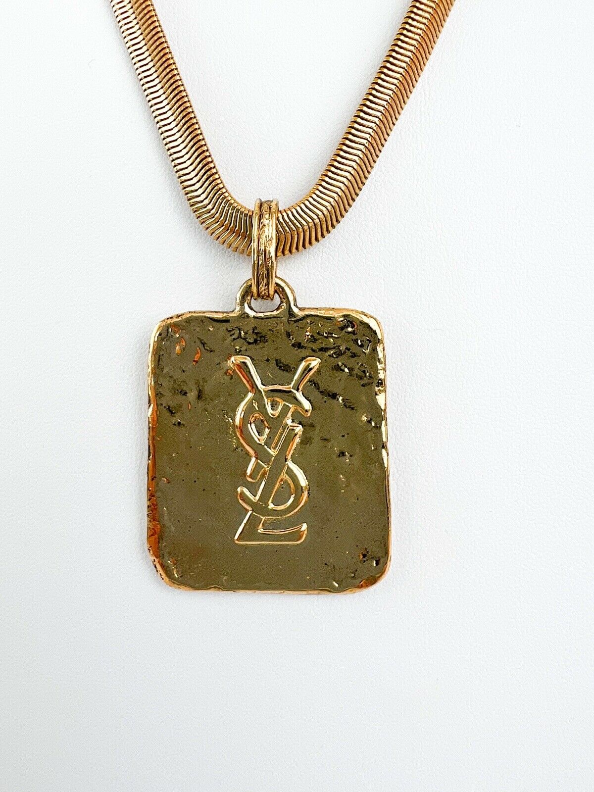 YSL Yves Saint Laurent Vintage Chain Necklace Gold Tone Logo Rectangle Unisex Necklace