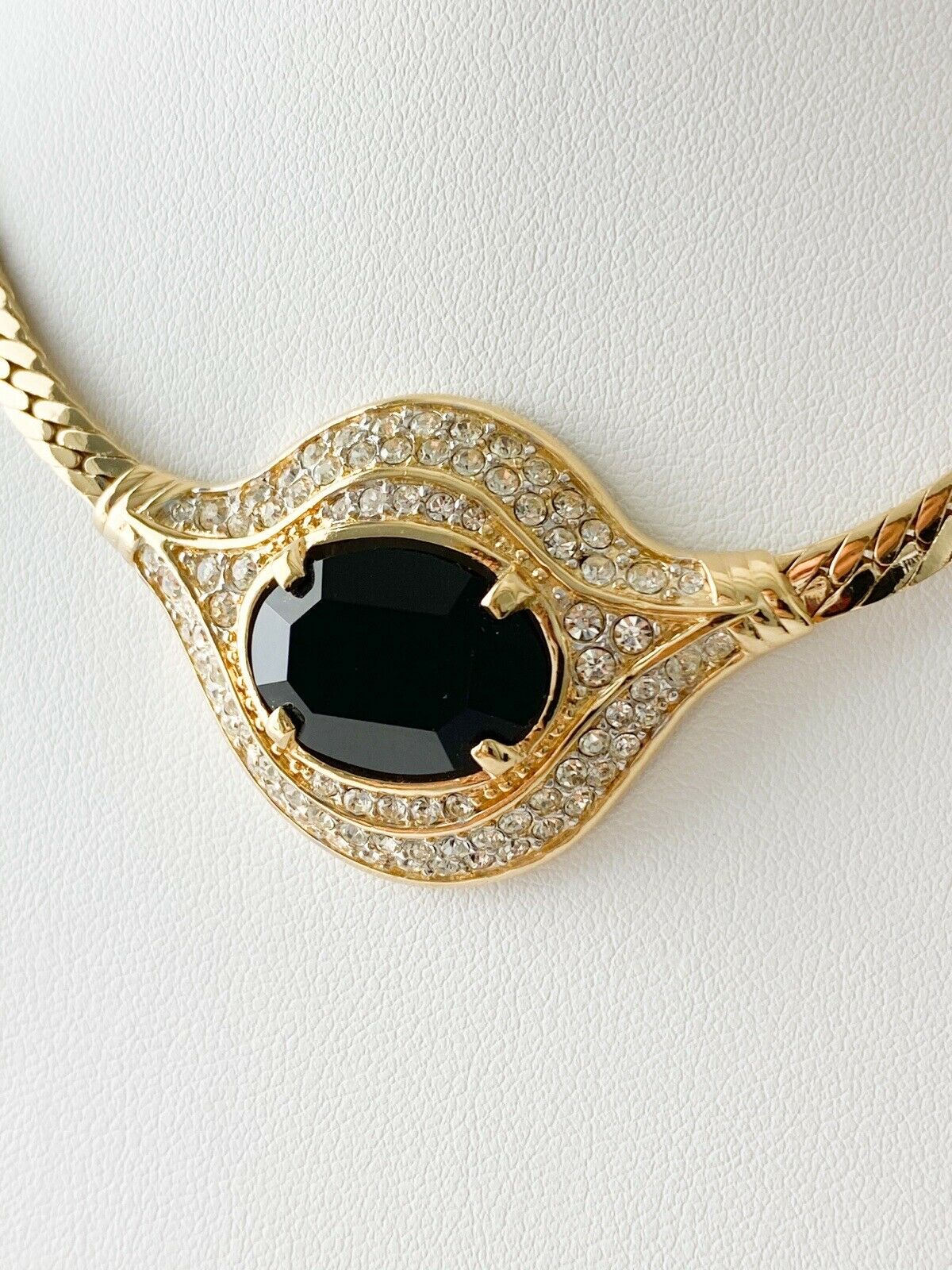 Nina Ricci Gold Tone Choker Necklace Black Stone Rhinestone Vintage