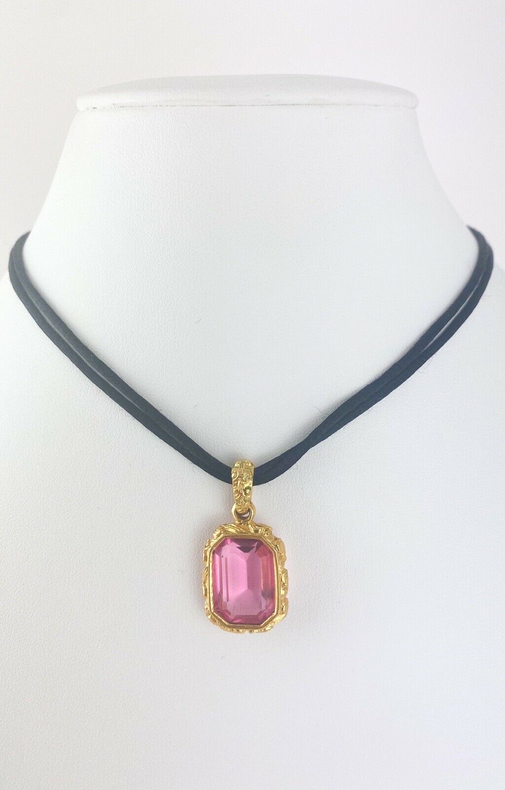 【SOLD OUT】YSL Yves Saint Laurent Vintage Gold Tone Necklace Pink Beautiful  Condition –Excellent Vintage Condition