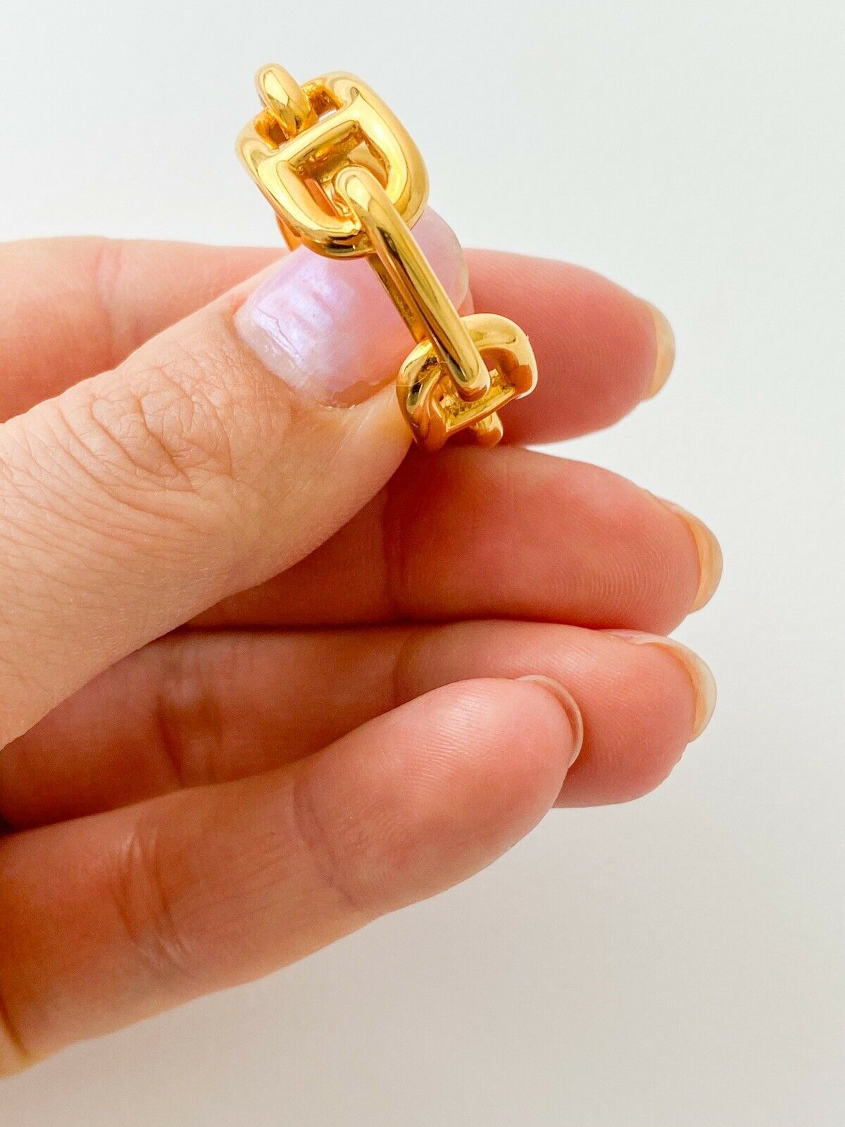 【SOLD OUT】Hermes Vintage Gold Tone Ragate Chain Scarf Ring Elegant