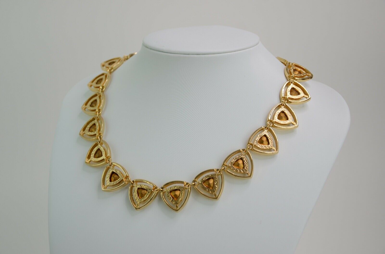 【SOLD OUT】Christian Dior Gold Tone Triangle Link Choker Necklace Rhinestone Vintage