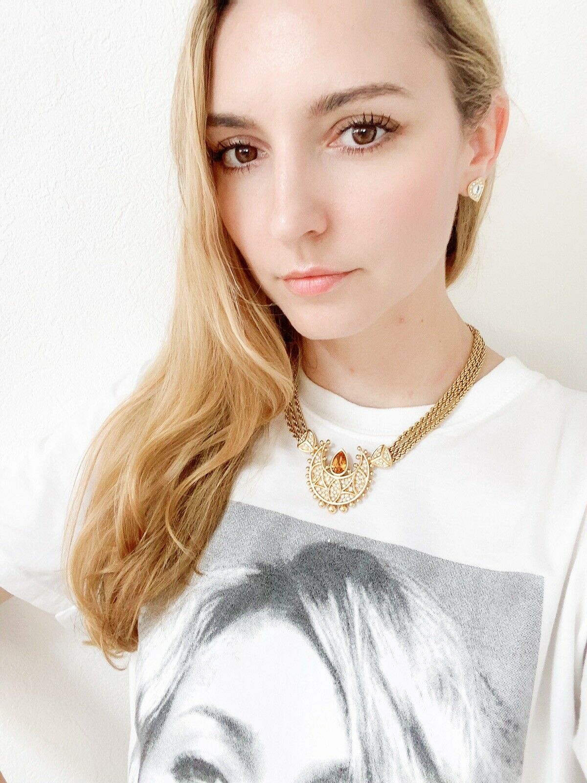 Dior moon necklace 