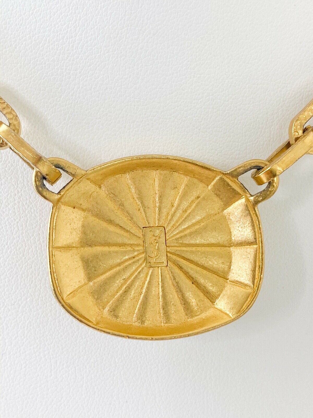 YSL Yves Saint Laurent Vintage Chain Necklace White Gripoix