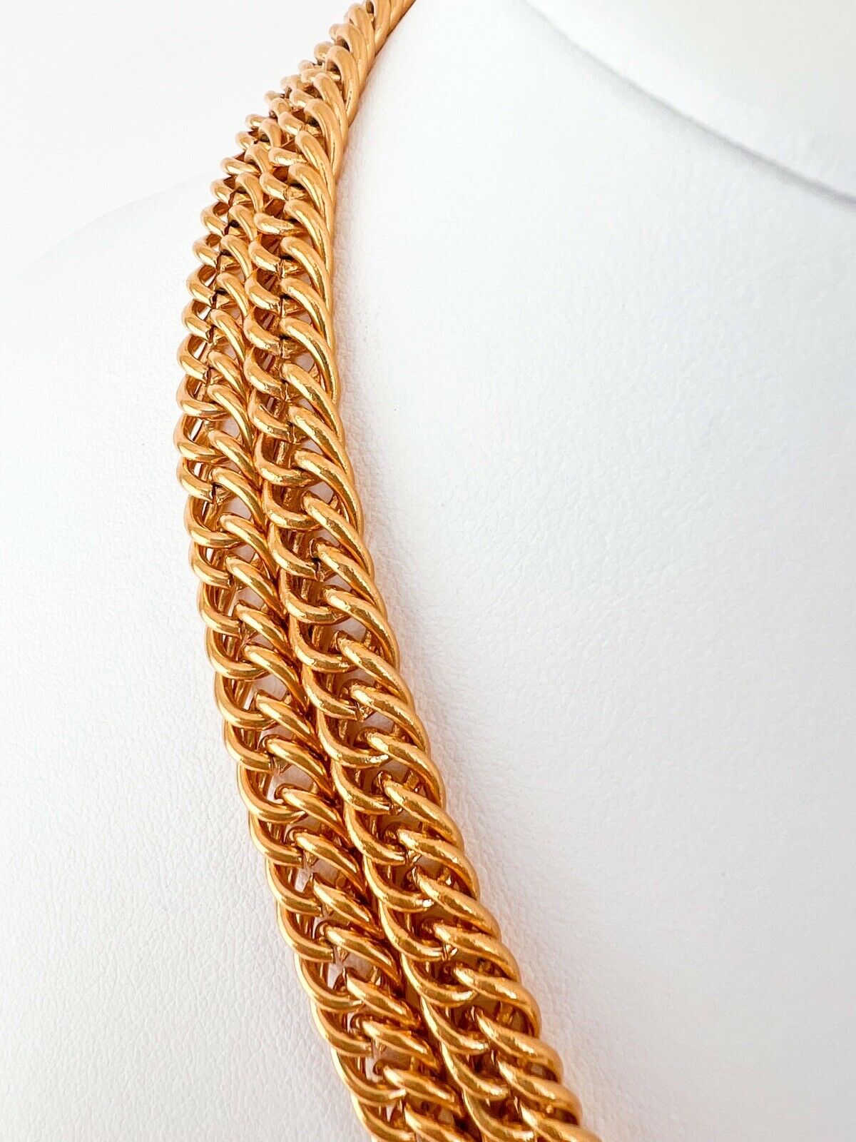 Chanel Vintage Charm Necklace Gold
