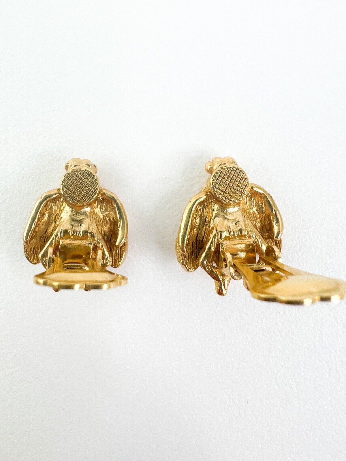 Vintage Iconic Christian Dior Bee Earrings, Gold Tone Earrings, Stud Earrings, Vintage Earrings, Vintage Rhinestone, Jewelry for women