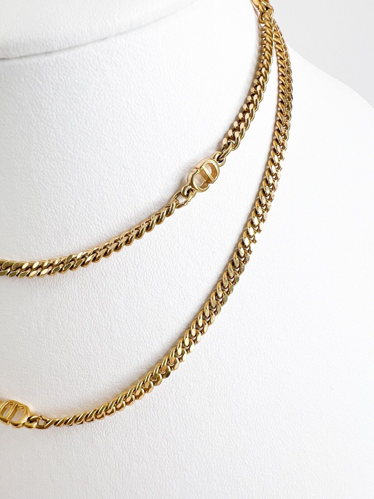 Christian Dior Vintage Necklace Gold, CD logo charm