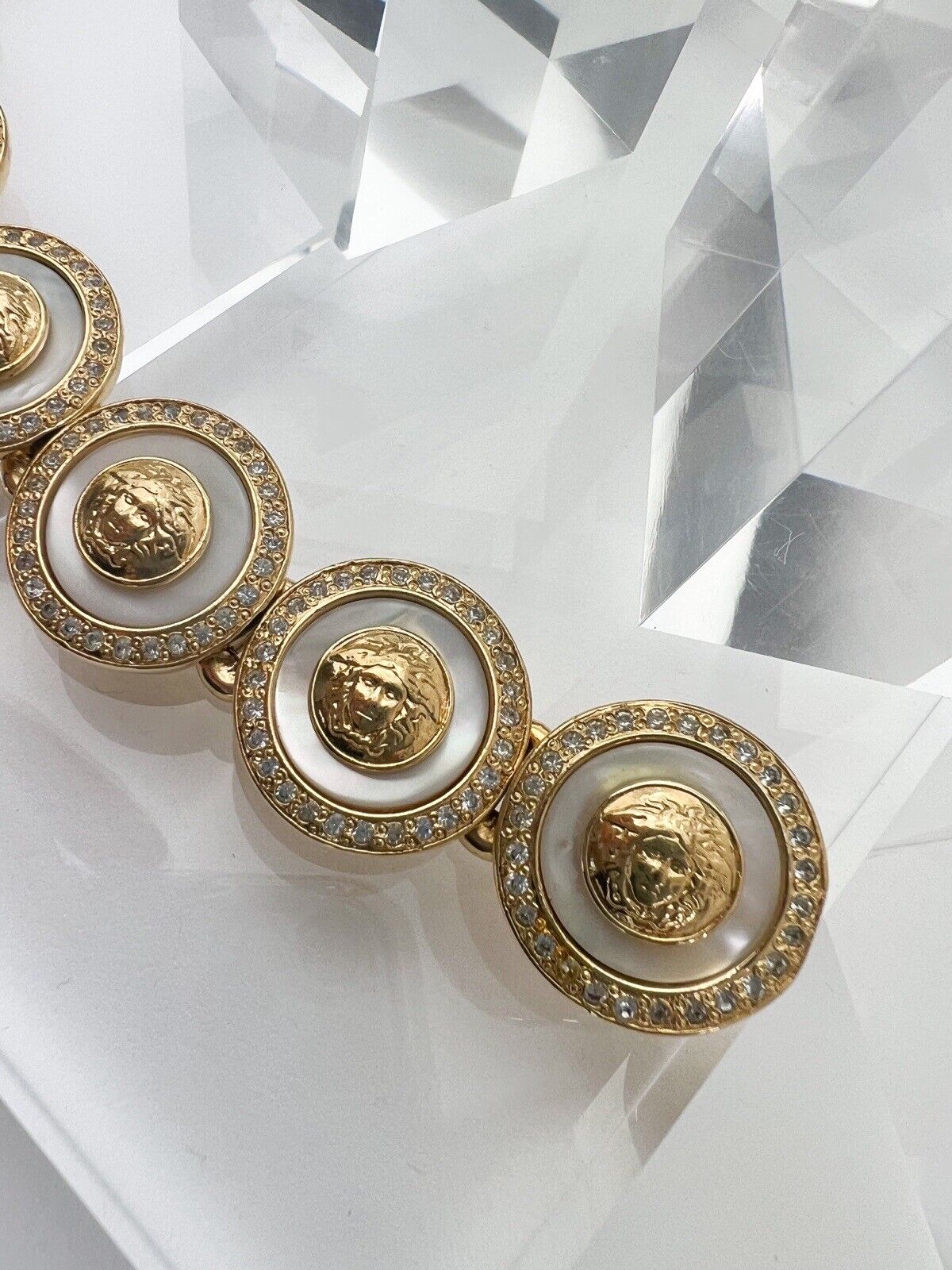  GIANNI VERSACE Vintage Charm Bracelet Medusa Head Gold Pearl 