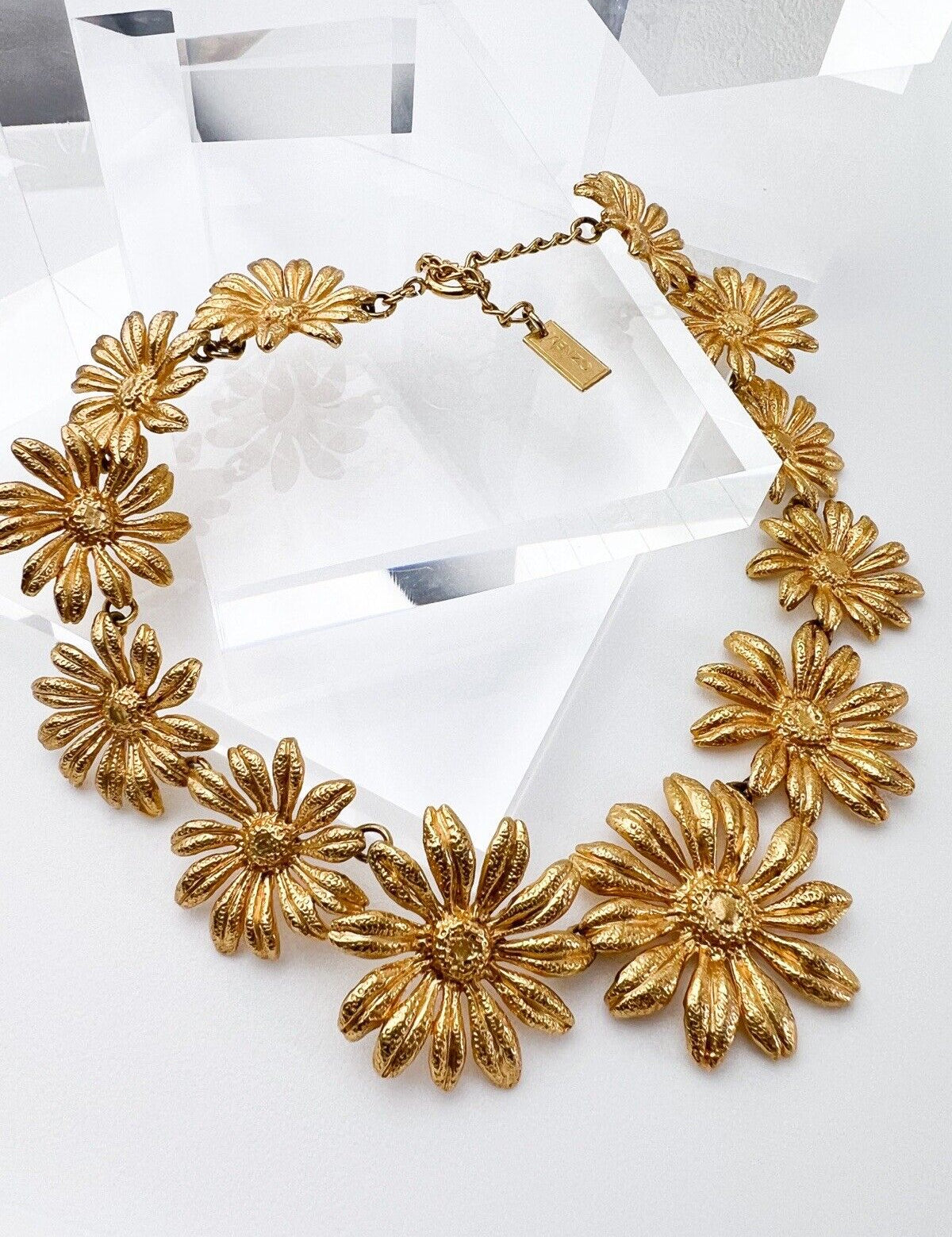KENZO Vintage Charm Necklace Floral Gold Choker