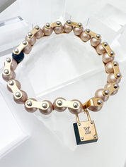 LOUIS VUITTON Vintage Choker Necklace Pearl