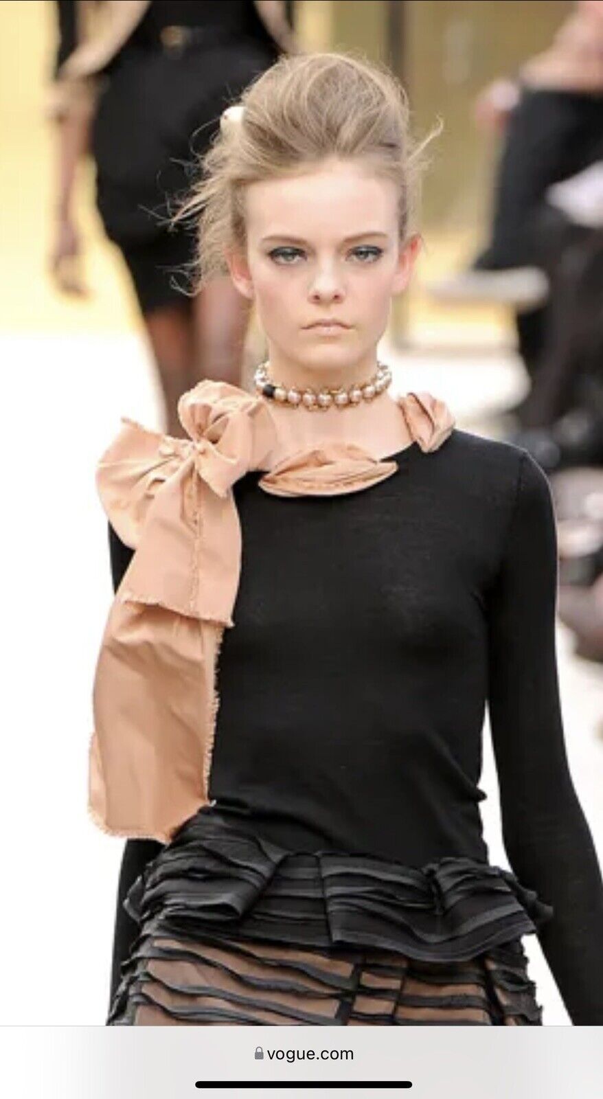 LOUIS VUITTON Vintage Choker Necklace Pearl