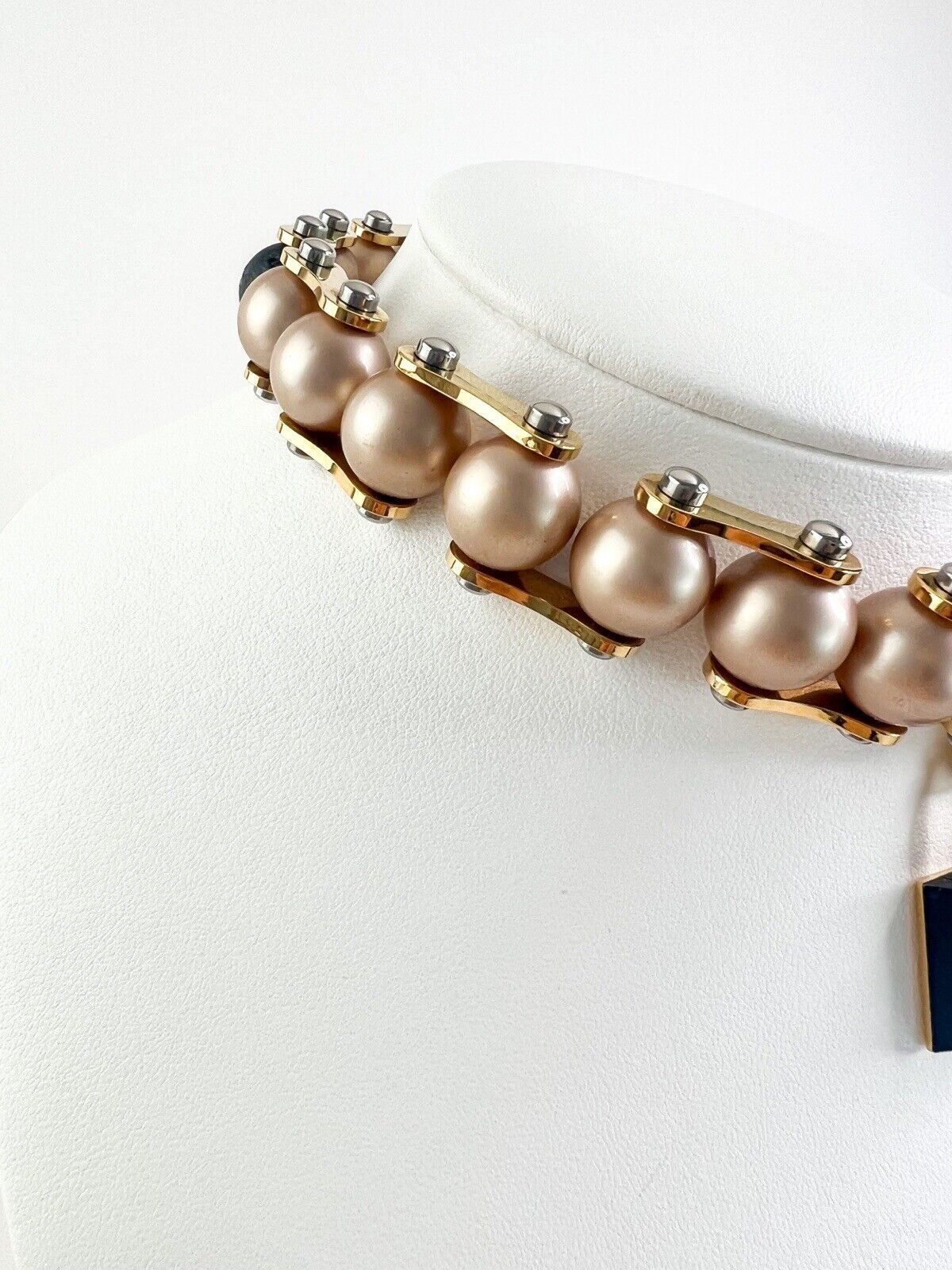 LOUIS VUITTON Vintage Choker Necklace Pearl