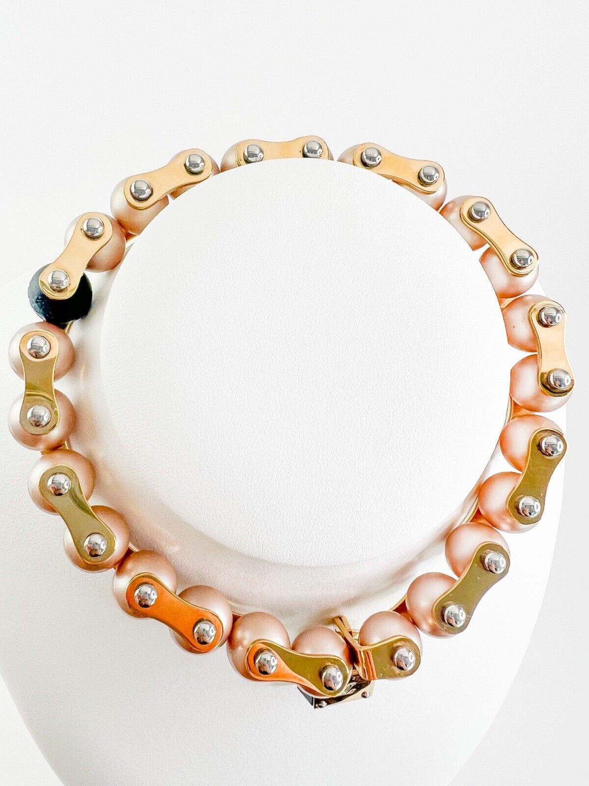 LOUIS VUITTON Vintage Choker Necklace Pearl