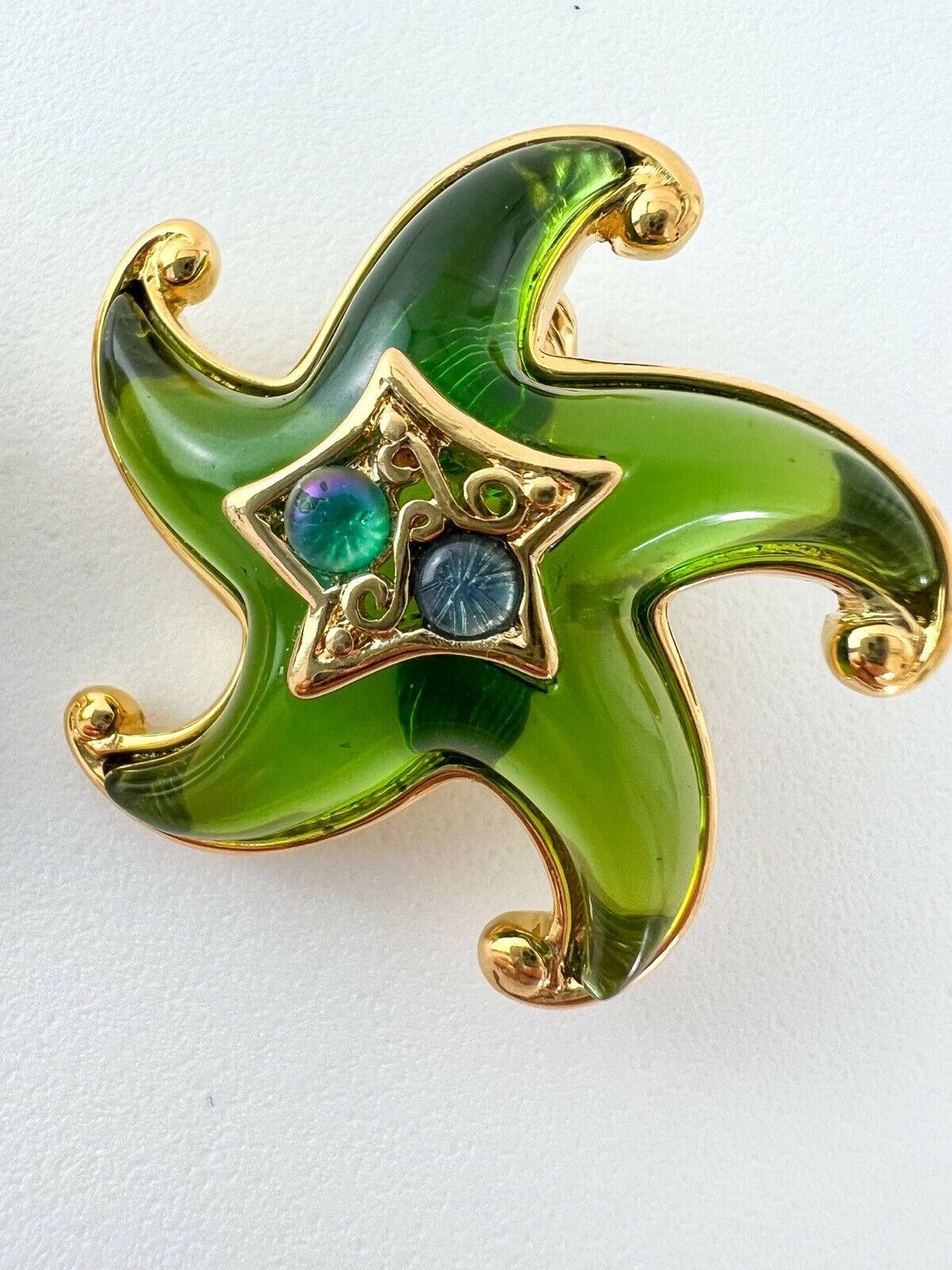 TRIFARI Vintage Earrings Star Green