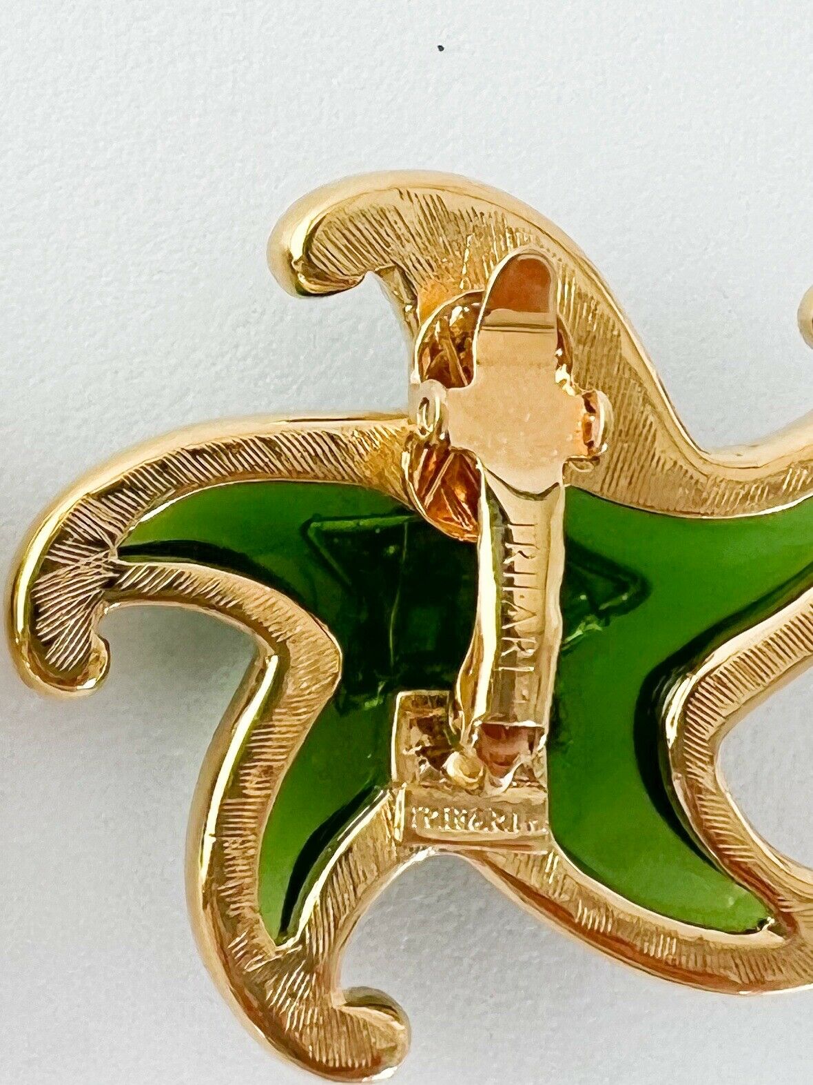 TRIFARI Vintage Earrings Star Green