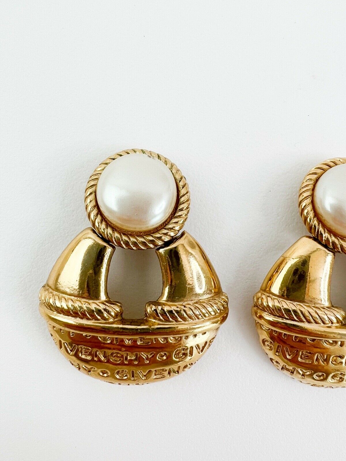 Givenchy Vintage Logo Dangle Earrings Women Jewelry Gold Pearl