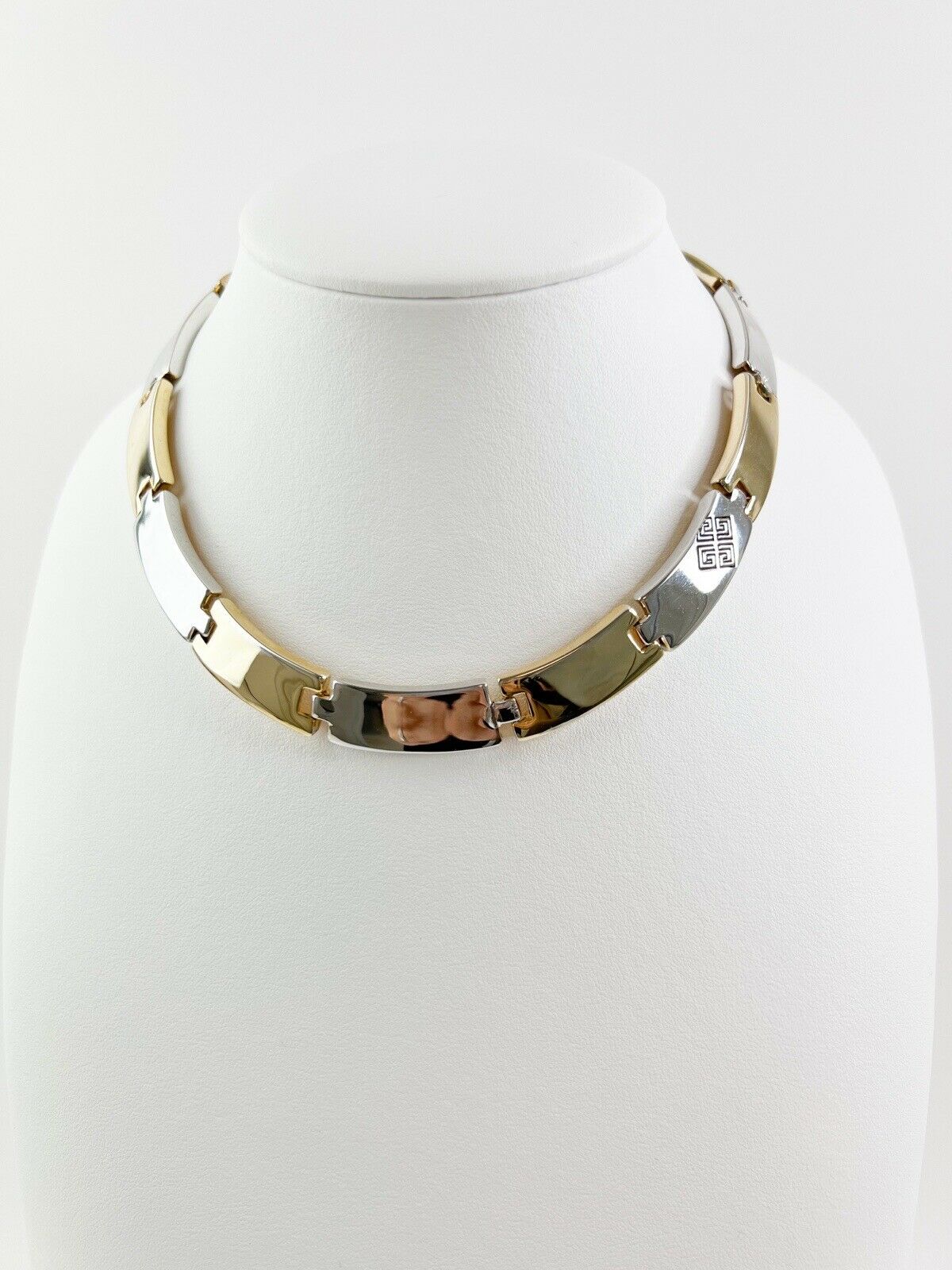 Givenchy Vintage Necklace Choker Logo
