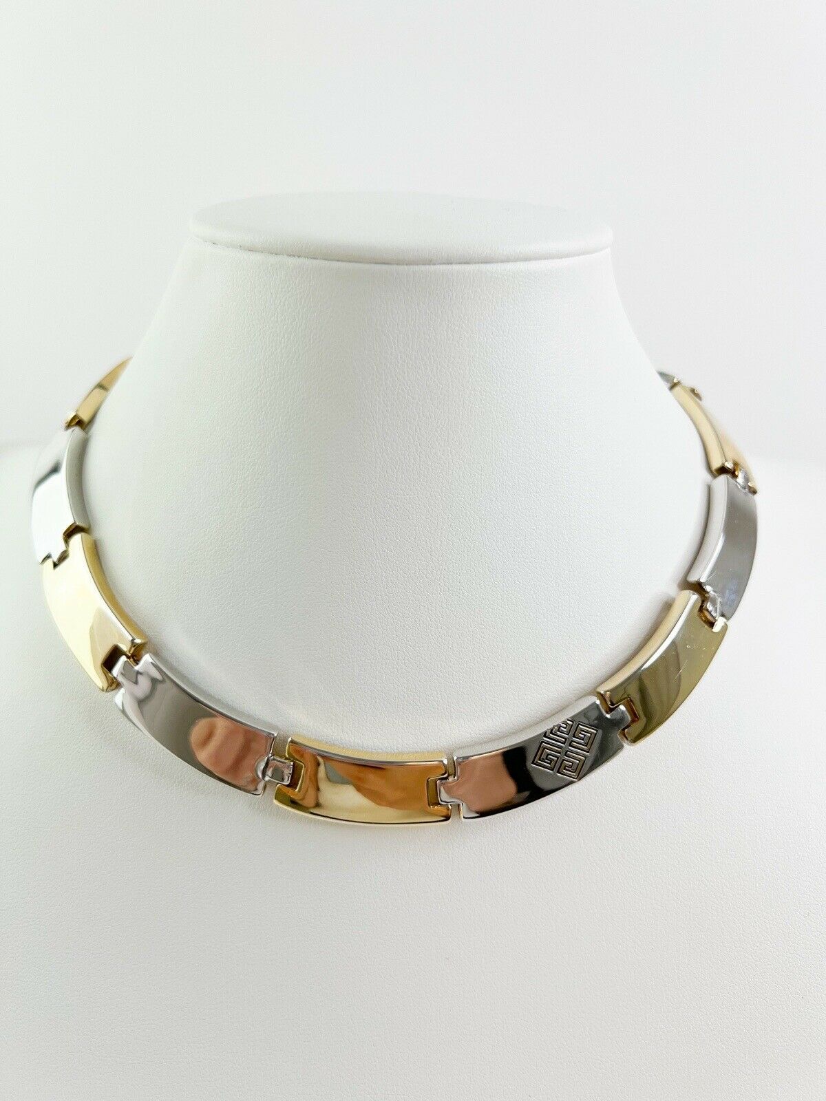 Givenchy Vintage Necklace Choker Logo