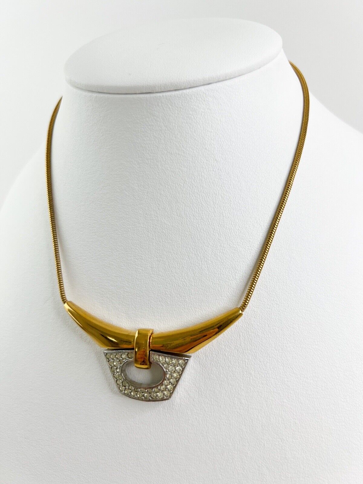 Givenchy Vintage Charm Necklace Choker Gold
