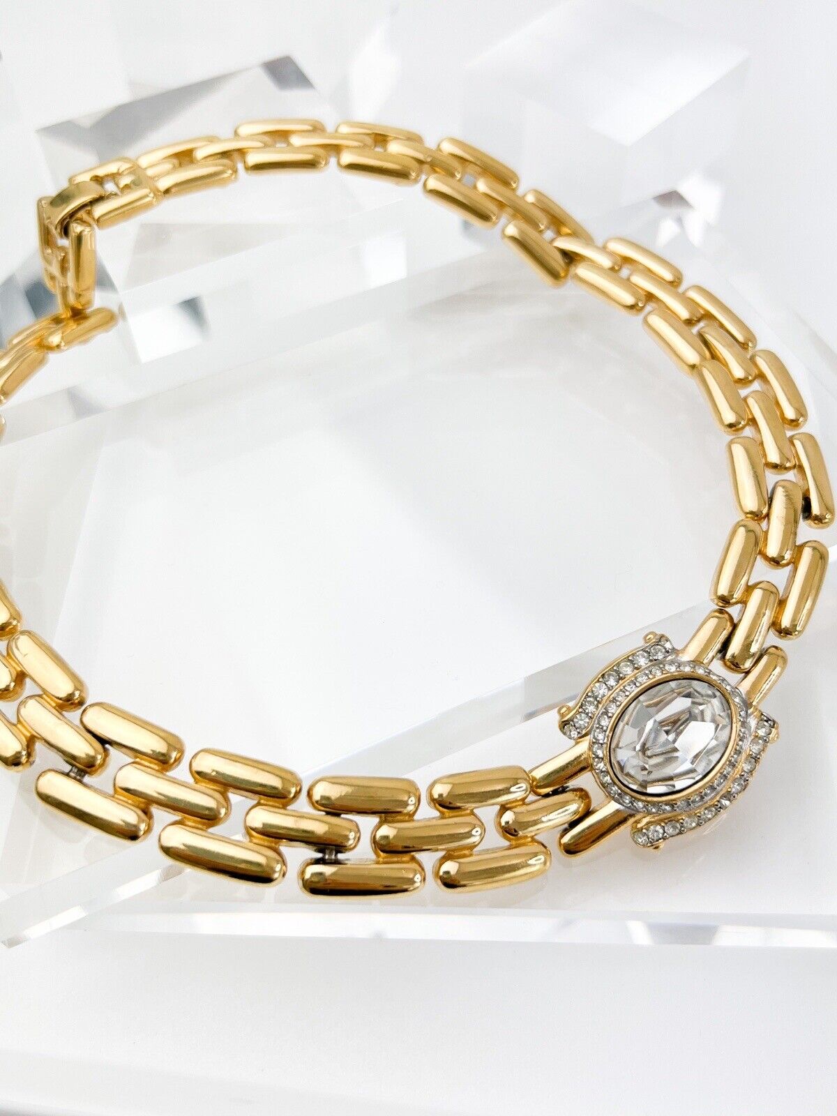Givenchy Vintage Necklace Choker Gold