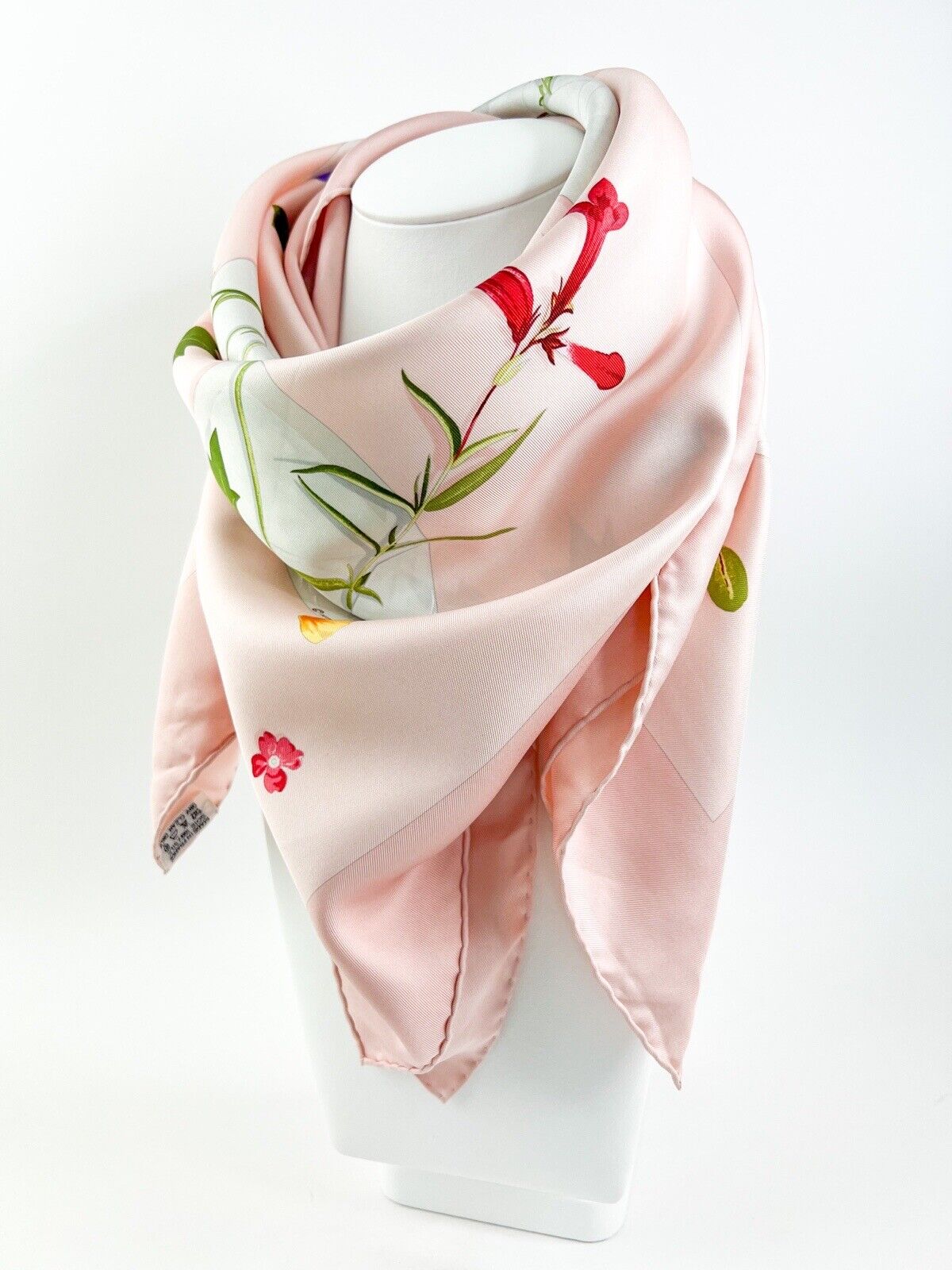 Hermes Silk Pink Scarf Wrap “Des Fleurs pour de Dire” Vintage Made in France