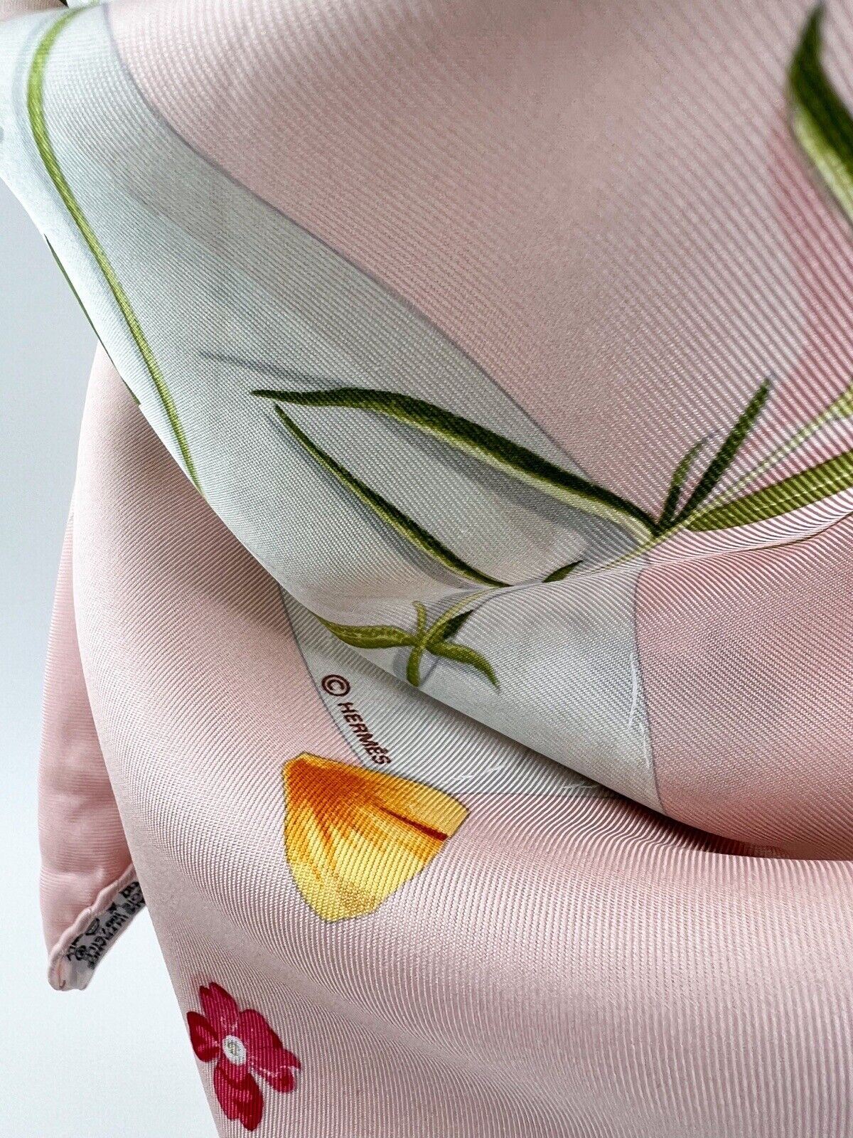 Hermes Silk Pink Scarf Wrap “Des Fleurs pour de Dire” Vintage Made in France