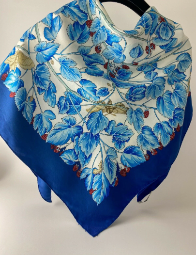 Vintage Hermes Scarf, Vintage Scarves & Wraps, I’ARBRE de SOIE, Made in France, Vintage Silk Scarf Blue, Accessories for Women, Head scarf