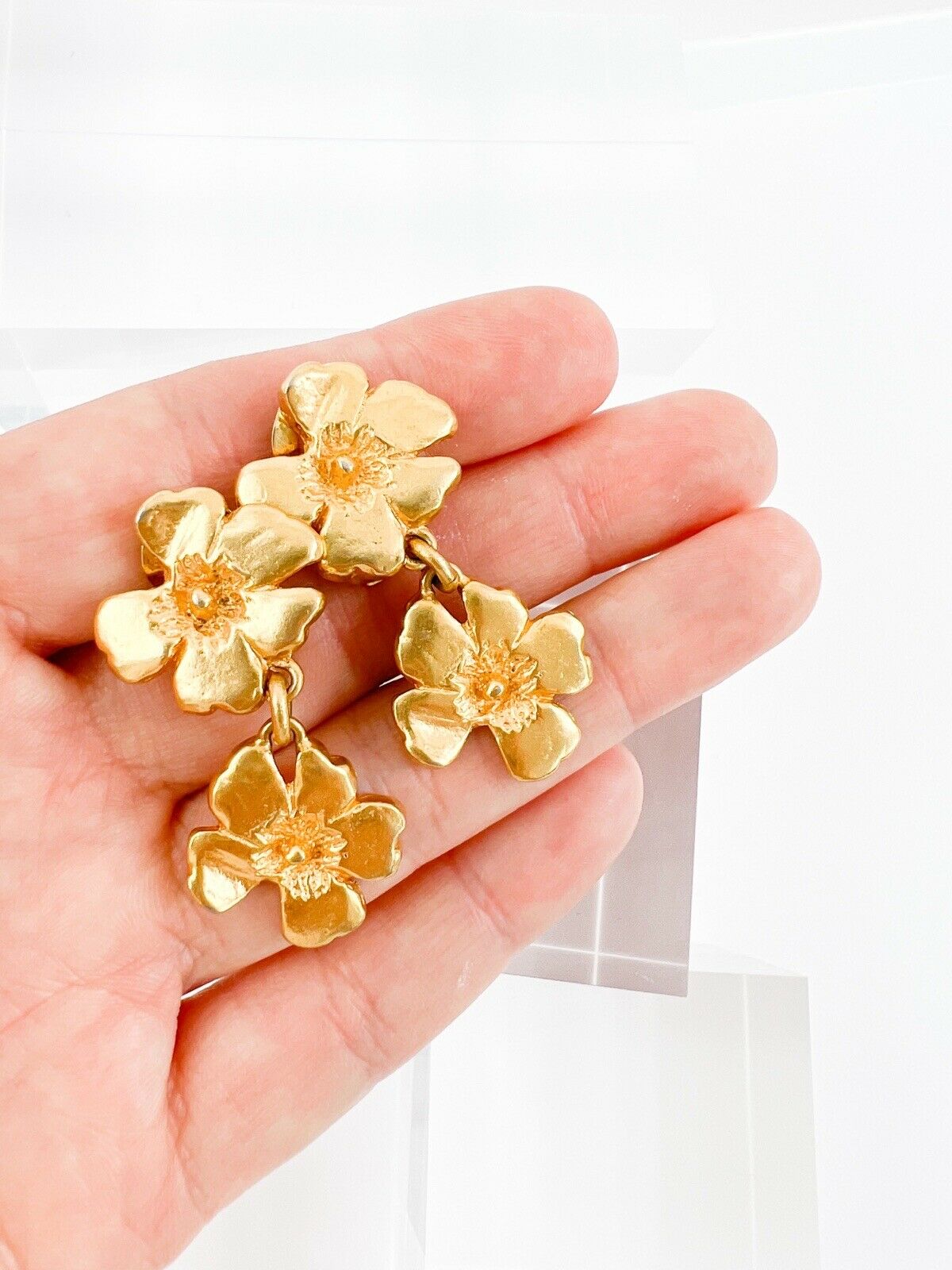Kenzo Vintage Floral Dangle Earrings Women Jewelry Gold
