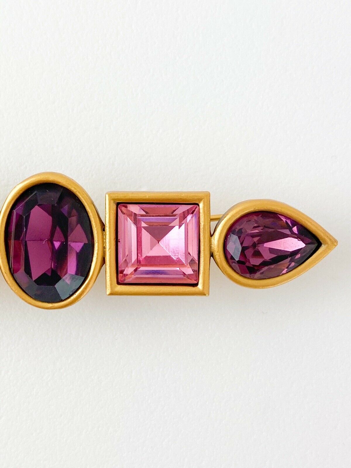 【SOLD OUT】YSL Yves Saint Laurent Vintage Brooch Pin Rhinestones Purple Pink