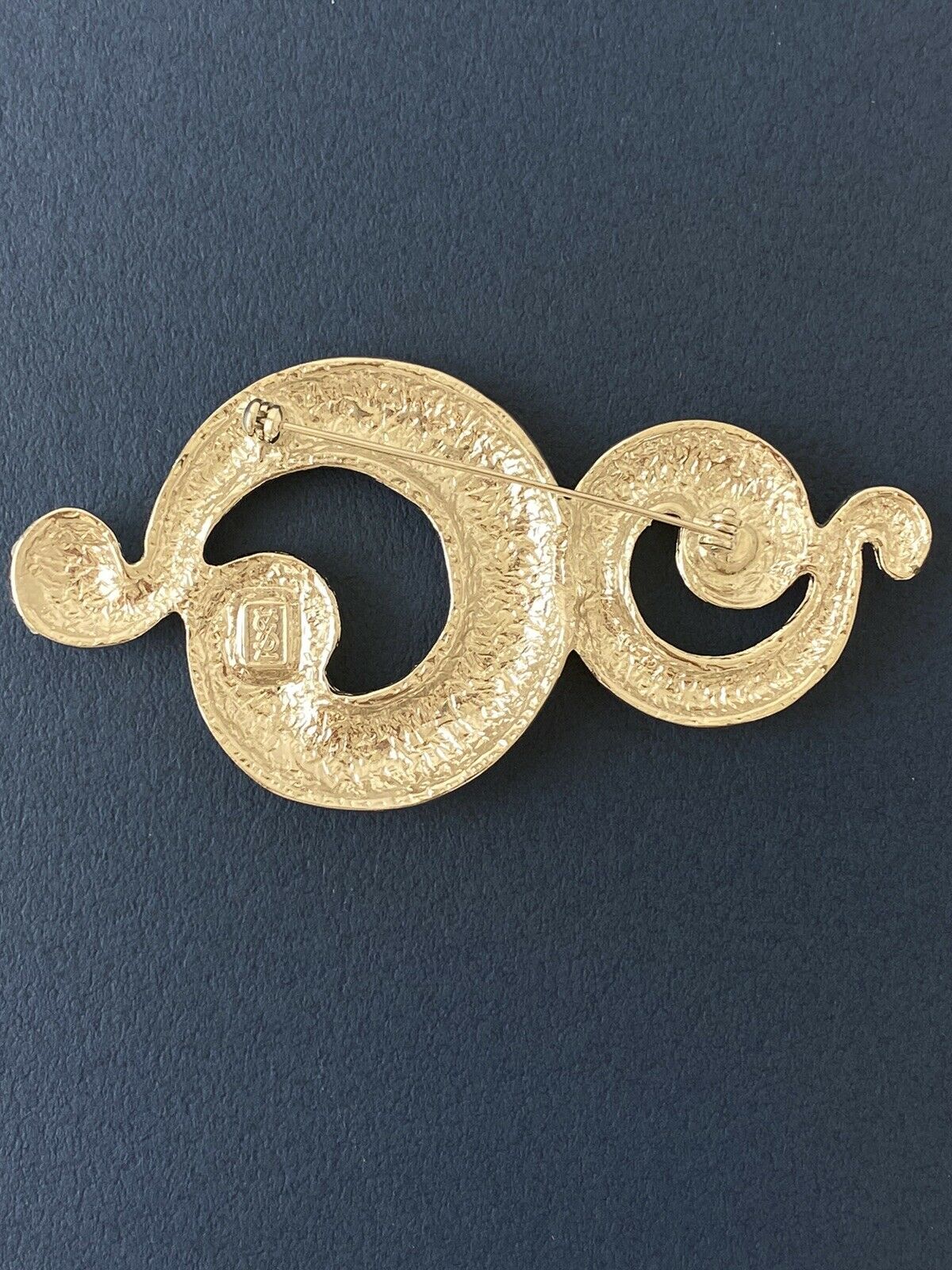【SOLD OUT】YSL Yves Saint Laurent Vintage Massive Silver Tone Coil Spiral Brooch Pin