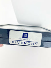 Givenchy Paris New York Vintage Silver Tone Logo Choker Chain Necklace