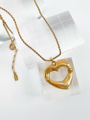 YSL Yves Saint Laurent Vintage Necklace Gold