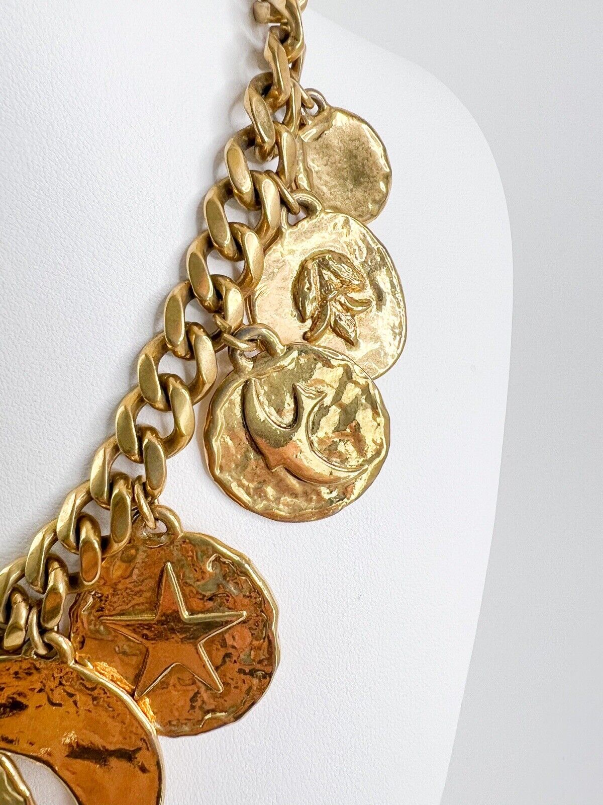 YSL Yves Saint Laurent Vintage Necklace Gold