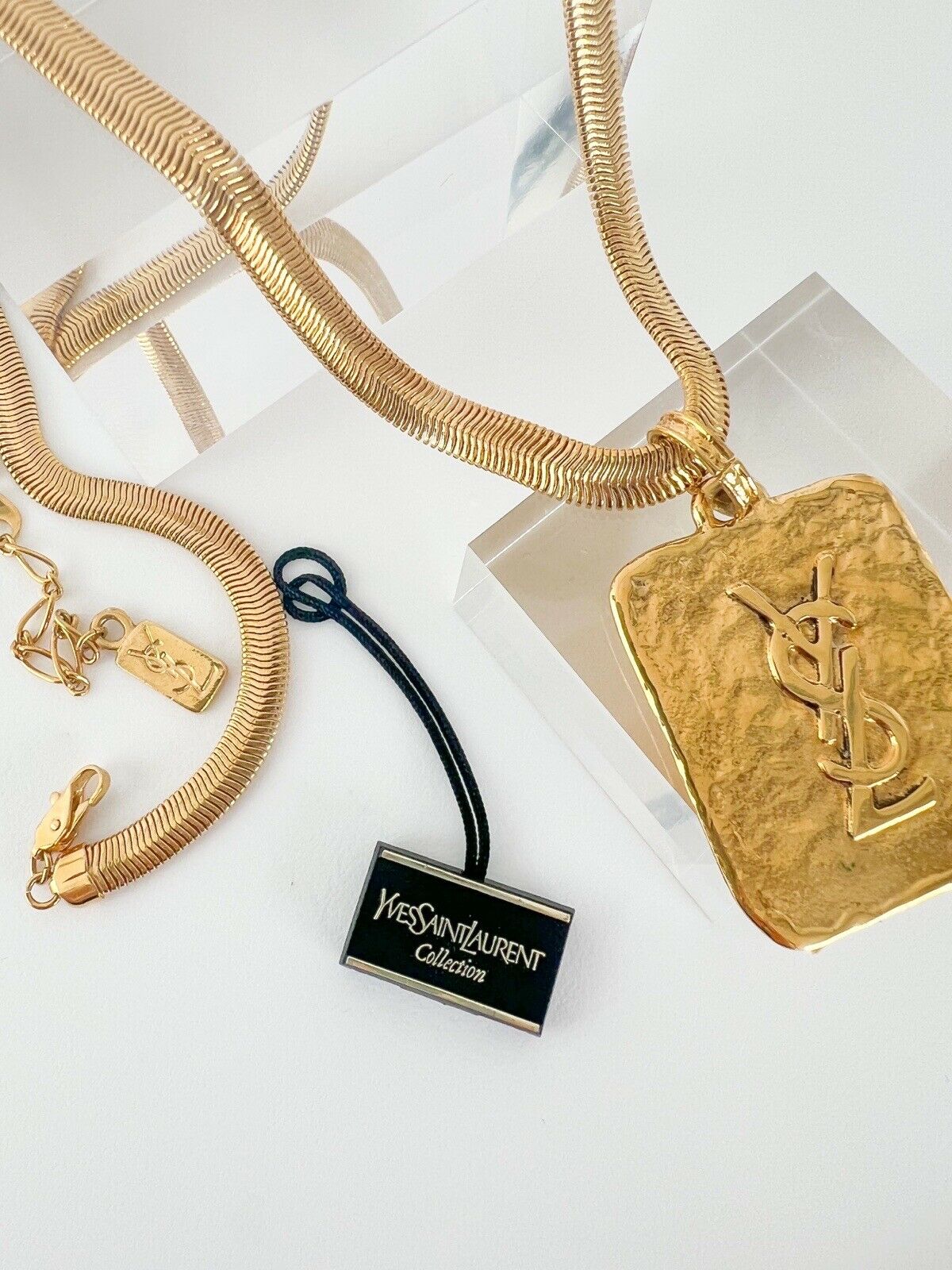 YSL Yves Saint Laurent Vintage Pendant Unisex Medallion